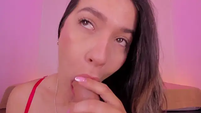 aleksandramiller  online show from 7, 5, 2026