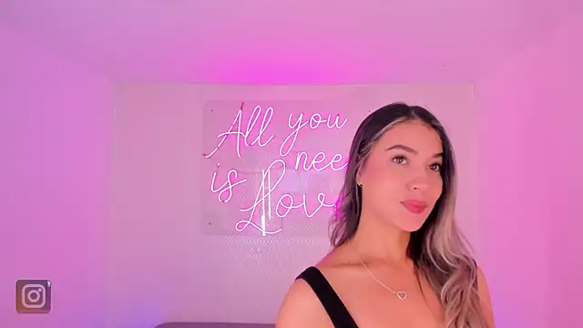 aleksandramiller  online show from 6, 1, 2026