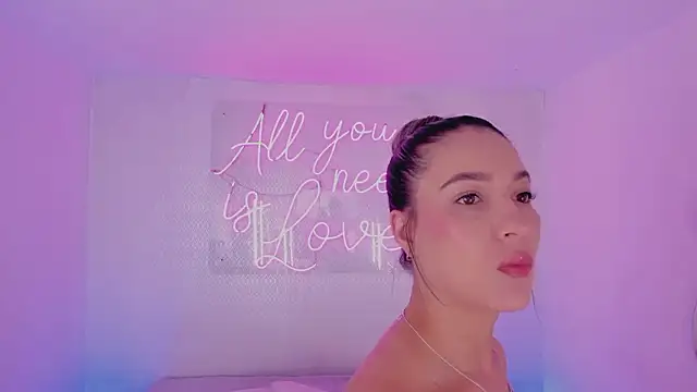 aleksandramiller  online show from 13, 3, 2026