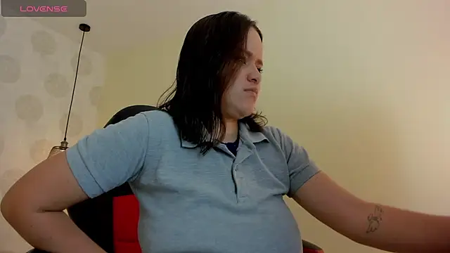 Snapshot of GIANAMILLER6 chatting on 13, 11, 2025 GIANAMILLER6 online show from 13, 11, 2025