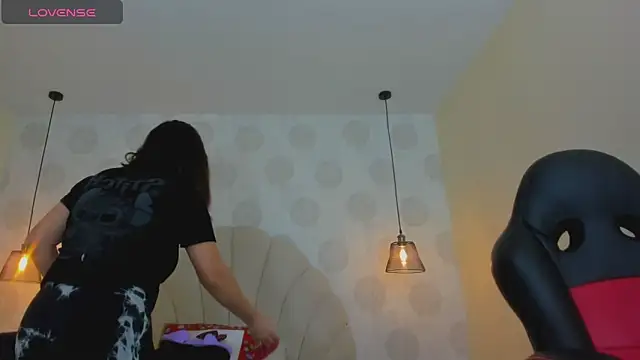 GIANAMILLER6 online show from 22, 12, 2025