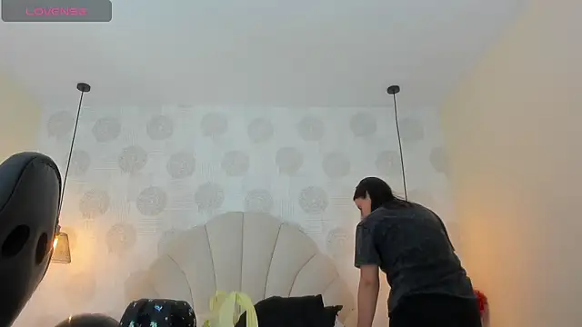 GIANAMILLER6 online show from 7, 3, 2026