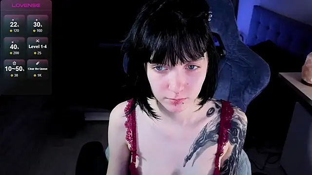 HazelTompson online show from 18, 1, 2026