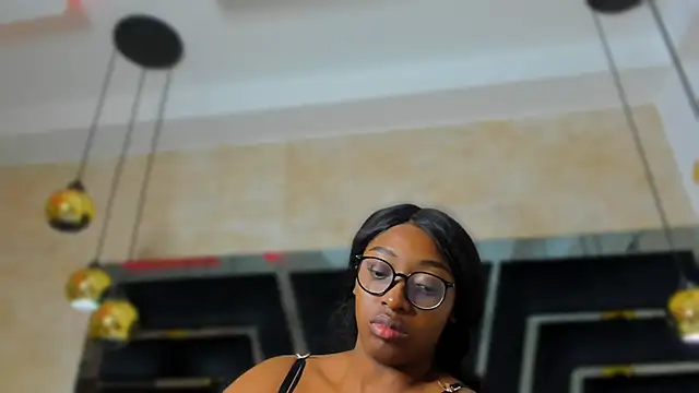 Snapshot of YallianaBrooks chatting on 20, 6, 2026 YallianaBrooks online show from 20, 6, 2026