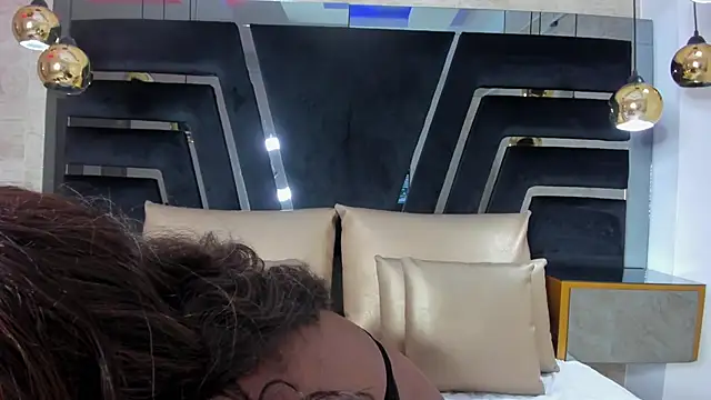 YallianaBrooks online show from 7, 3, 2026