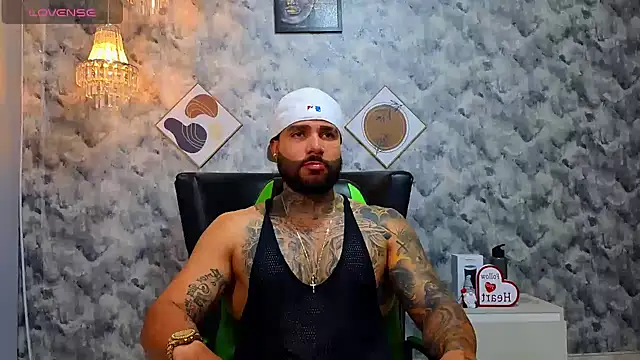 Snapshot of Apolo_rousse1 chatting on 2, 3, 2026 Apolo rousse1 online show from 2, 3, 2026