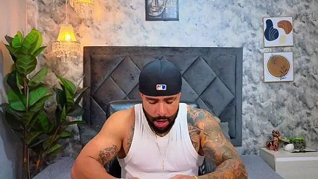 Apolo rousse1 online show from 7, 11, 2025