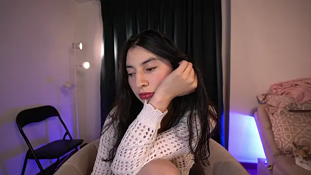 Auralea online show from 3, 6, 2026