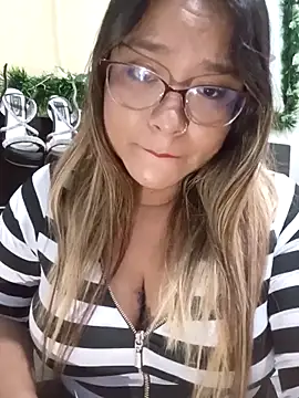 AsshleyVillaloboss online show from 21, 12, 2025