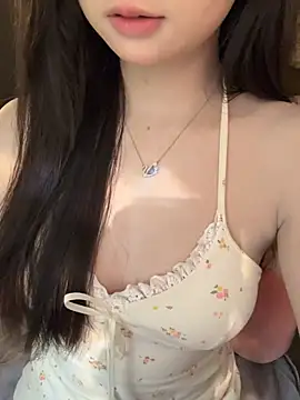 Snapshot of Nana_kute20 chatting on 17, 5, 2026 Nana kute20 online show from 17, 5, 2026