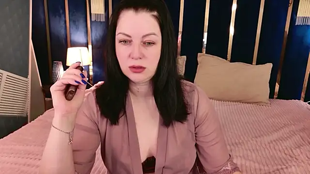 Nina Stane online show from 15, 6, 2026