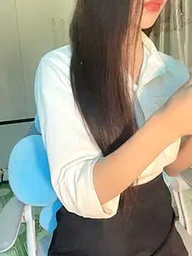 Dior baby online show from 18, 12, 2025