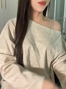 Snapshot of Dior_baby chatting on 14, 10, 2025 Dior baby online show from 14, 10, 2025