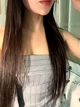 Snapshot of Dior_baby chatting on 22, 11, 2025 Dior baby online show from 22, 11, 2025