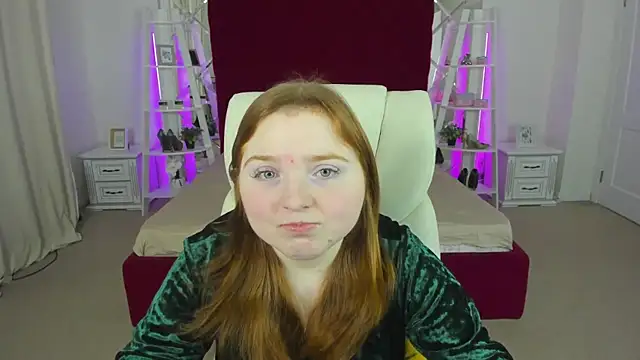 KattyRose8 online show from 14, 4, 2026