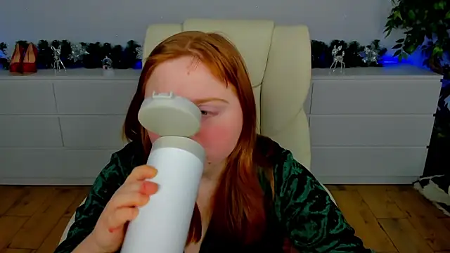 KattyRose8 online show from 15, 12, 2025