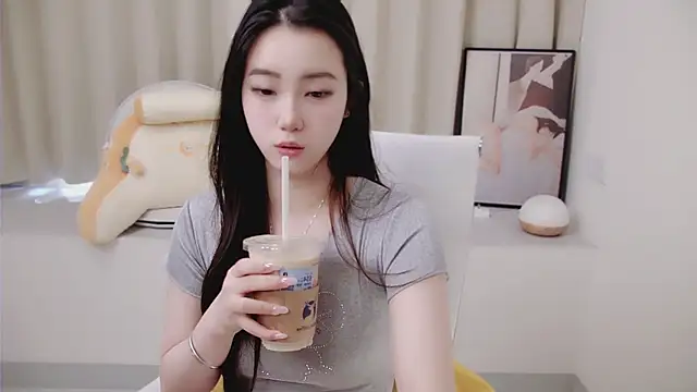 Snapshot of seoYuki chatting on 12, 11, 2025 seoYuki online show from 12, 11, 2025