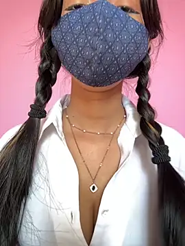 Neha18 online show from 13, 11, 2025