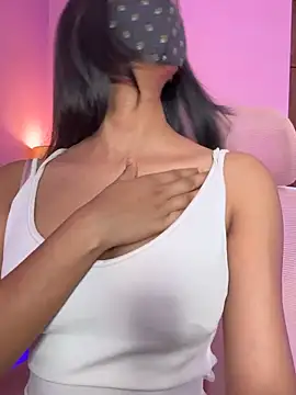 Snapshot of Neha18 chatting on 15, 4, 2026 Neha18 online show from 15, 4, 2026