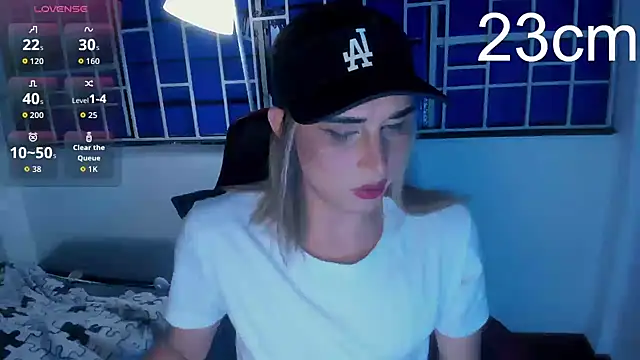 Snapshot of angelgoald1 chatting on 11, 9, 2025 angelgoald1 online show from 11, 9, 2025