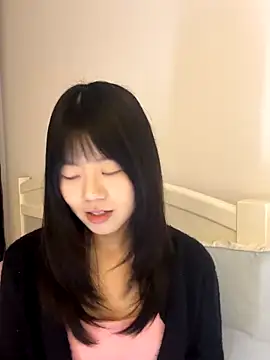 Ella-A9 online show from 11, 11, 2025