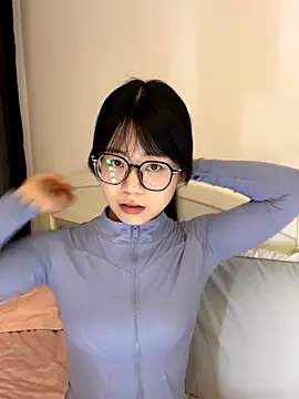 Ella-A9 online show from 12, 11, 2025