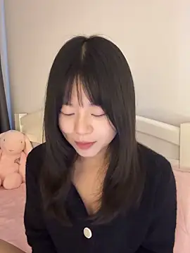 Ella-A9 online show from 14, 10, 2025