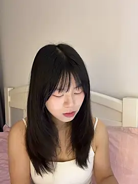 Ella-A9 online show from 17, 10, 2025