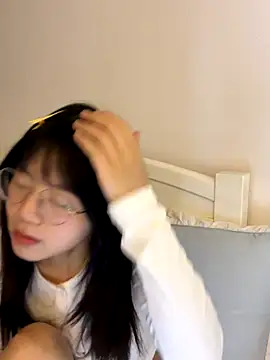 Ella-A9 online show from 28, 10, 2025