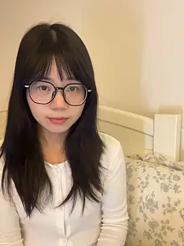 Ella-A9 online show from 18, 11, 2025