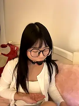 Ella-A9 online show from 28, 11, 2025