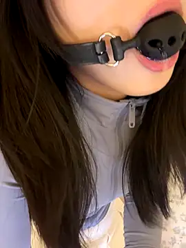 Ella-A9 online show from 21, 11, 2025