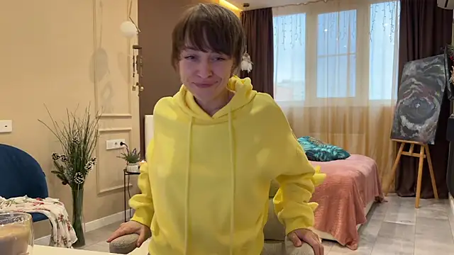 daniellia  online show from 18, 4, 2026