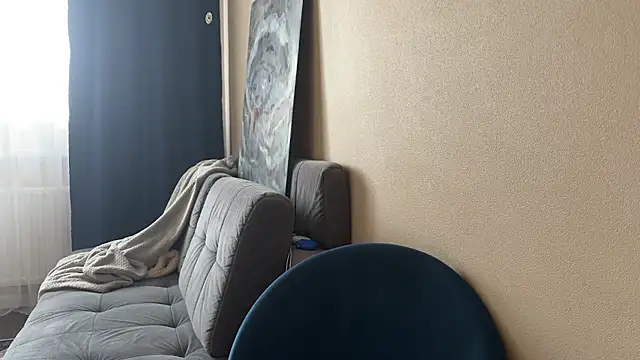 daniellia  online show from 28, 10, 2025