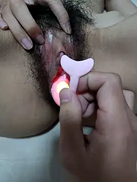 MengMeng0515 online show from 11, 11, 2025