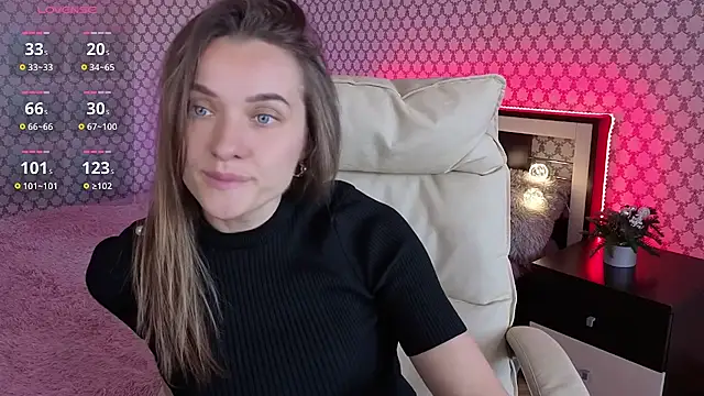 EmmySkyy online show from 18, 9, 2025