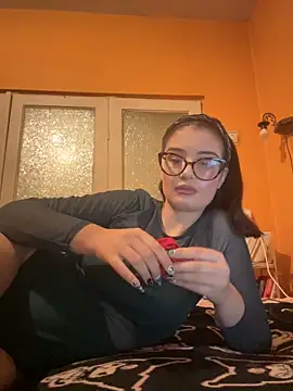 Larra69 online show from 4, 12, 2025