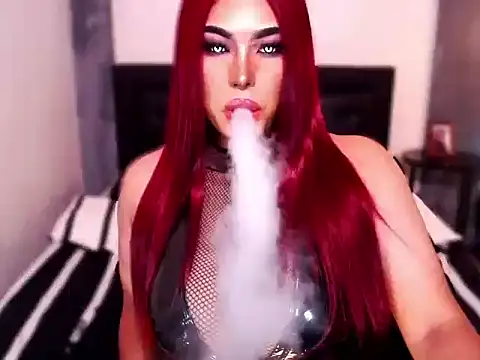 xTrixieMae online show from 21, 5, 2026