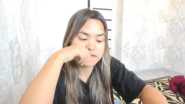 Snapshot of saika_blush chatting on 24, 11, 2025 saika blush online show from 24, 11, 2025