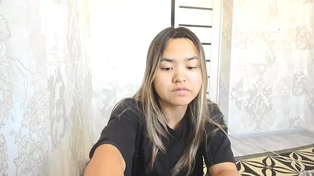 Snapshot of saika_blush chatting on 25, 11, 2025 saika blush online show from 25, 11, 2025