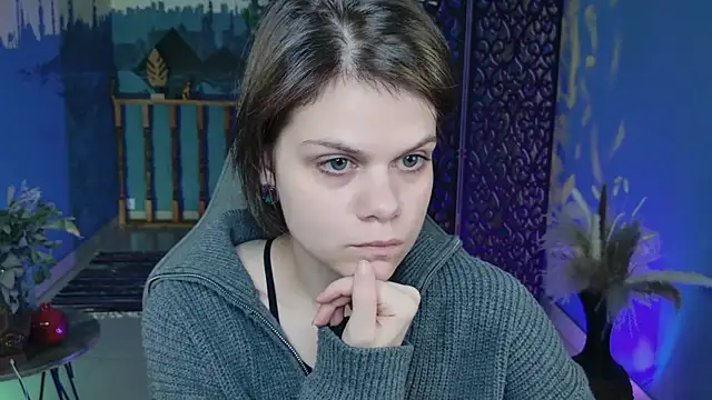 EllieMurler online show from 5, 10, 2025