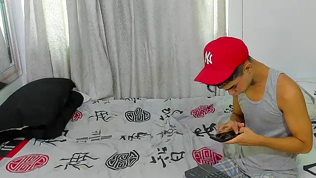 Violet Dream2 online show from 16, 11, 2025