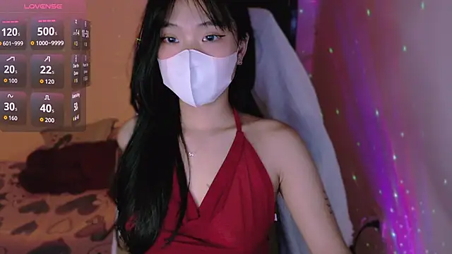 Snapshot of Phuong_Bee chatting on 24, 9, 2025 Phuong Bee online show from 24, 9, 2025