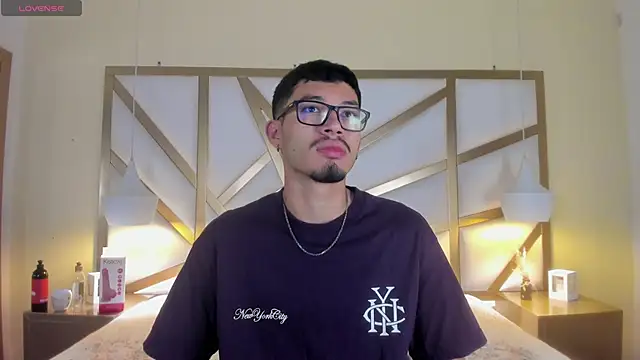 Jaxon Carter online show from 8, 4, 2026