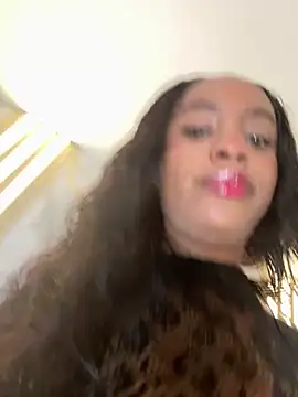 Tiifany Baker online show from 28, 3, 2026