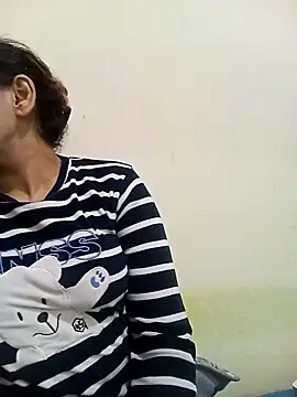 Nudeshou online show from 11, 11, 2025