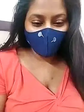 Snapshot of Shy_Peehu chatting on 5, 4, 2026 Shy Peehu online show from 5, 4, 2026