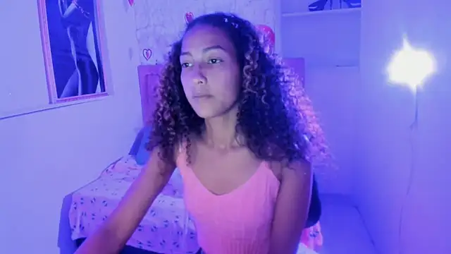 candela ruiz online show from 12, 9, 2025