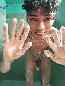 Brayanellatino online show from 28, 3, 2026