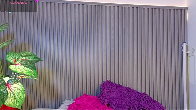 Celeste Presstigge online show from 26, 9, 2025